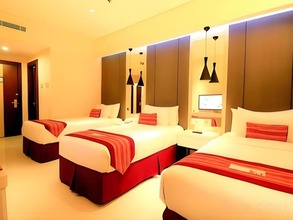 G'Sign Hotel Banjarmasin Банджармасин Экстерьер фото