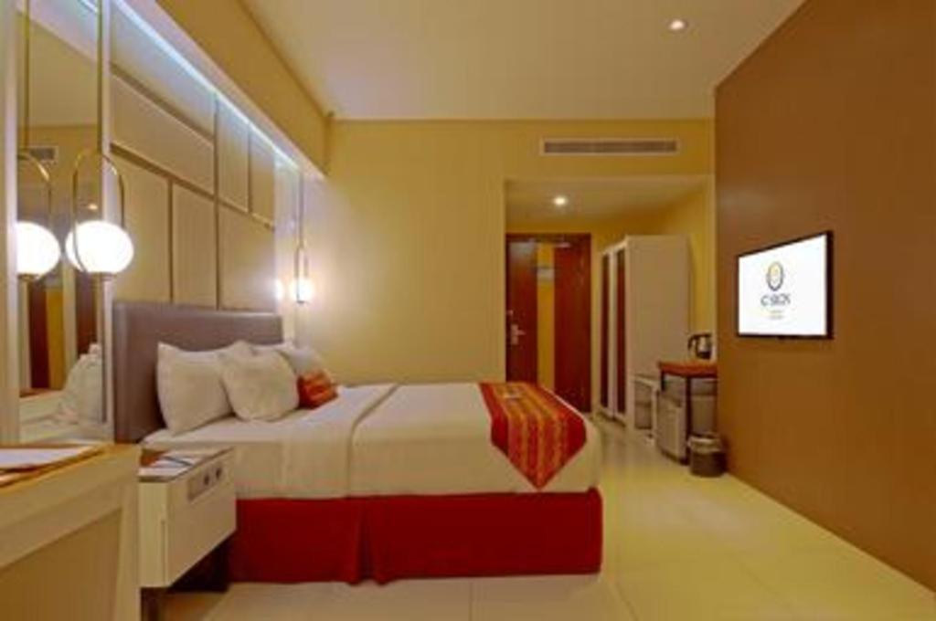 G'Sign Hotel Banjarmasin Банджармасин Экстерьер фото